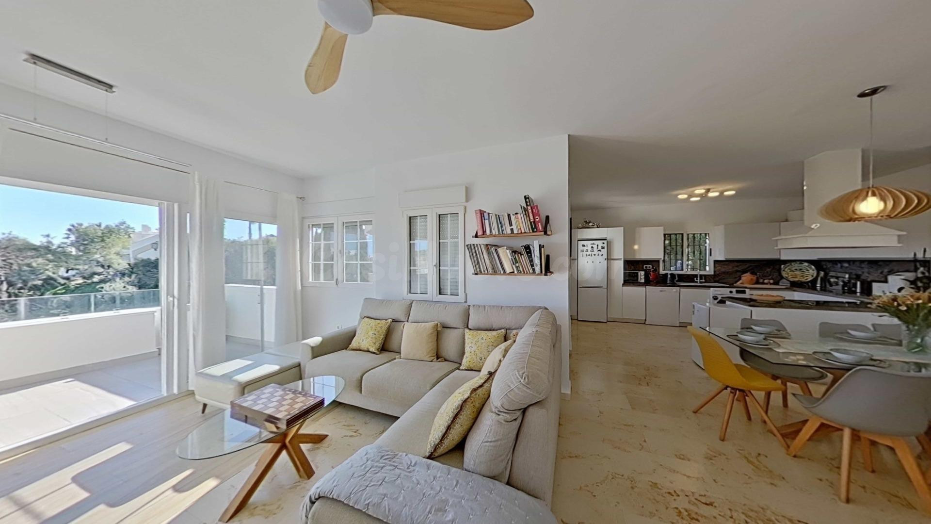 GRAN CHALET EN ORIHUELA COSTA, 4 HAB, 3 BAÑOS