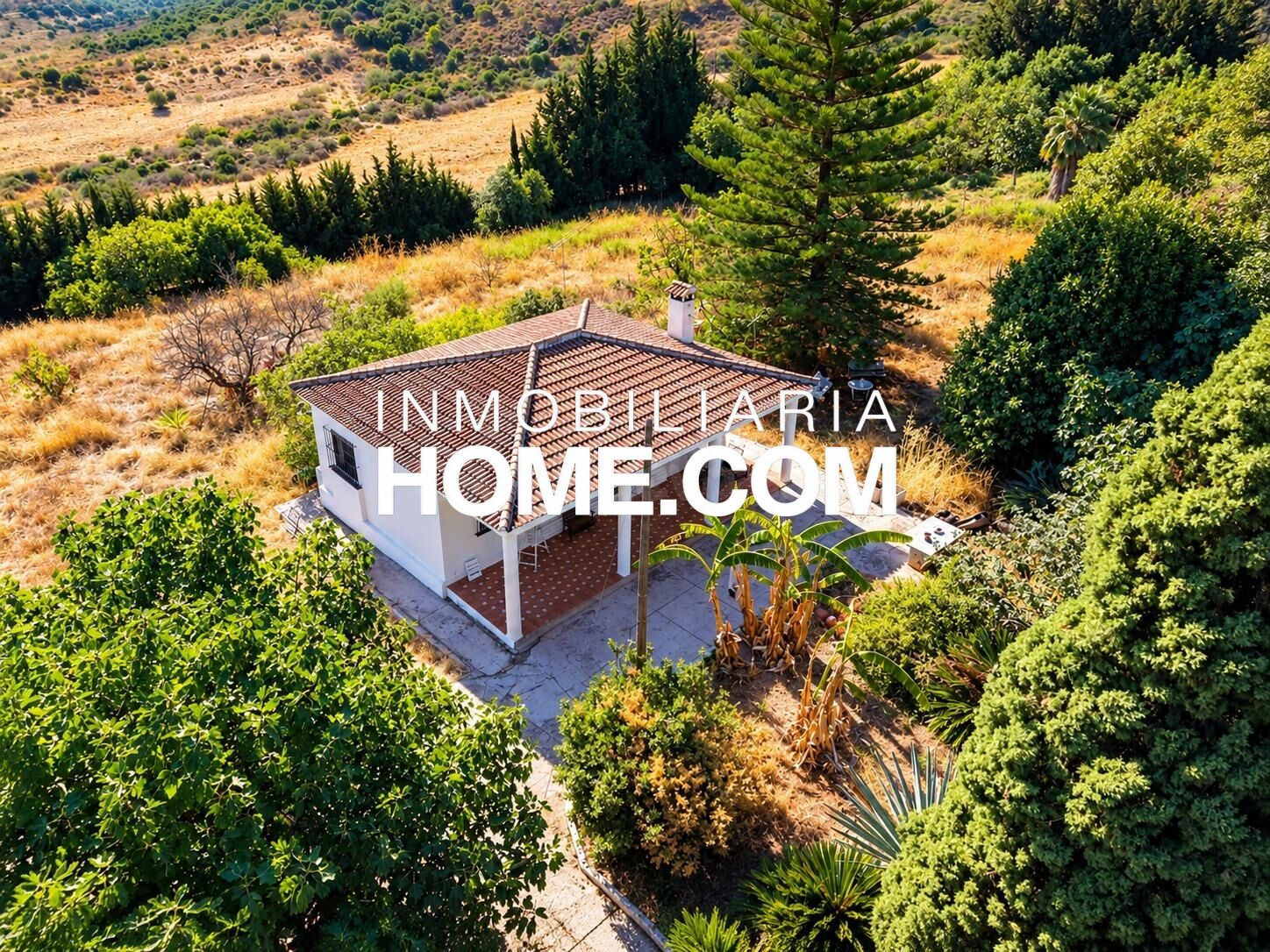 Chalet independiente de una sola planta de con parcela de 5.823 m2 en Lauro Golf, Alhaurín de la Torre
