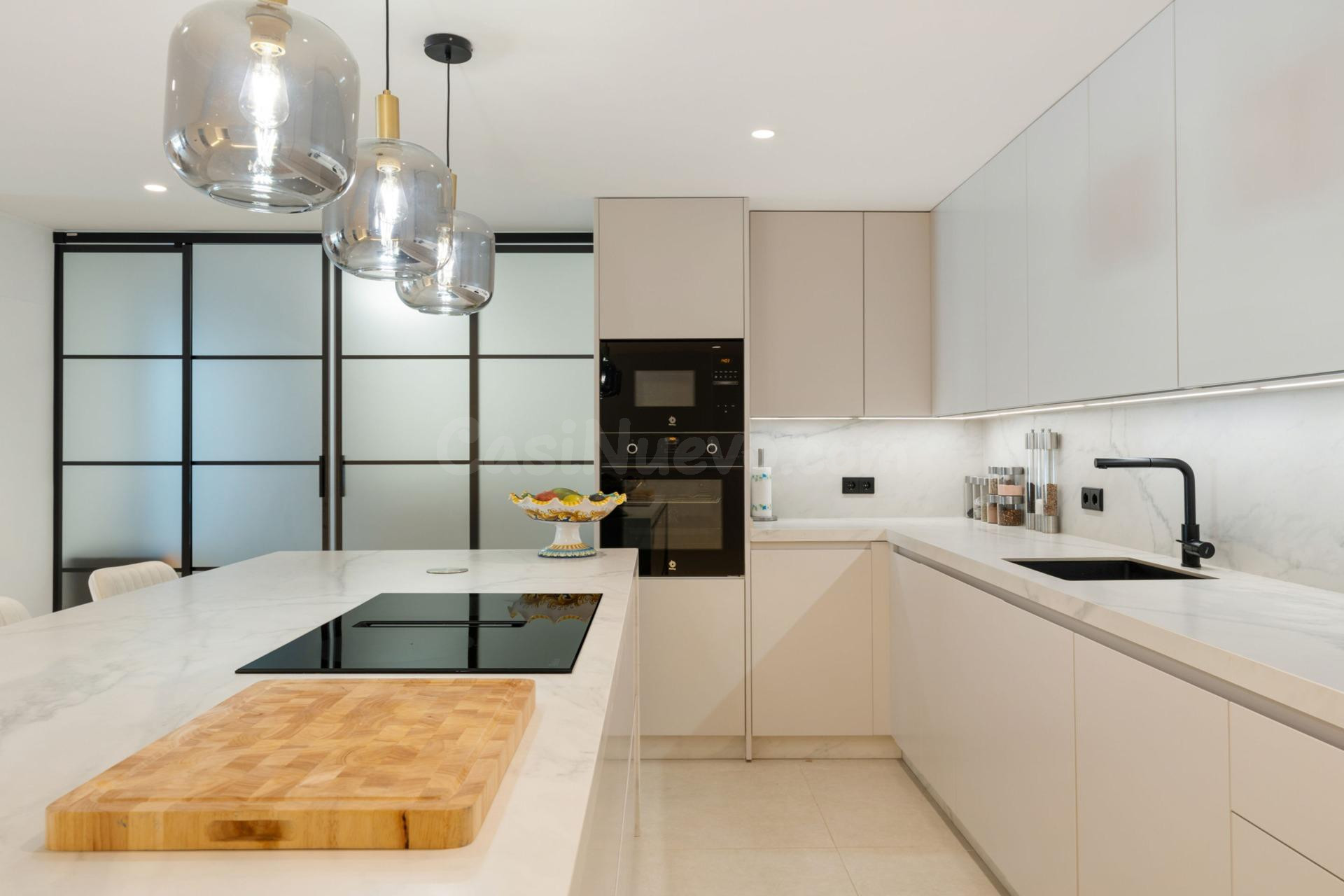 Elegante apartamento reformado en la Milla de Oro de Marbella