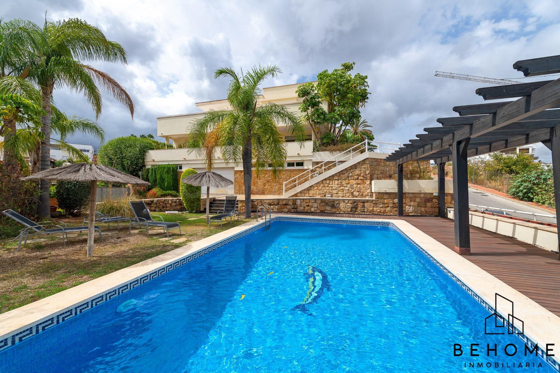 CHALET EN ALHAURIN CON PISCINA PRIVADA