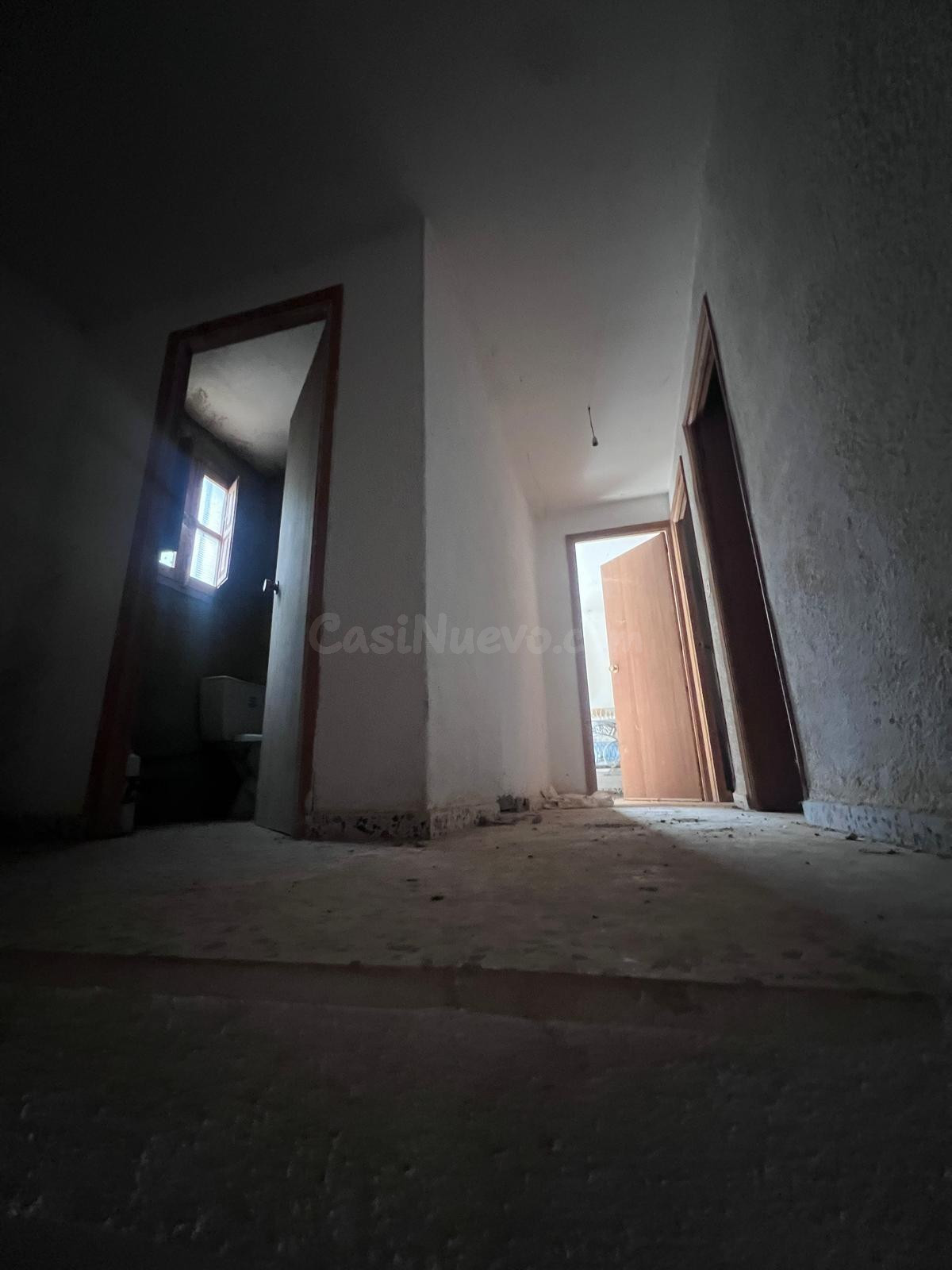 Tres parcelas juntas con dos construcciones - foto 5