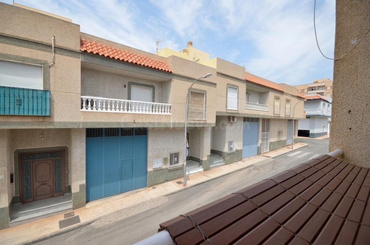 ¡Tu hogar ideal en Puebla de Vícar! ✨