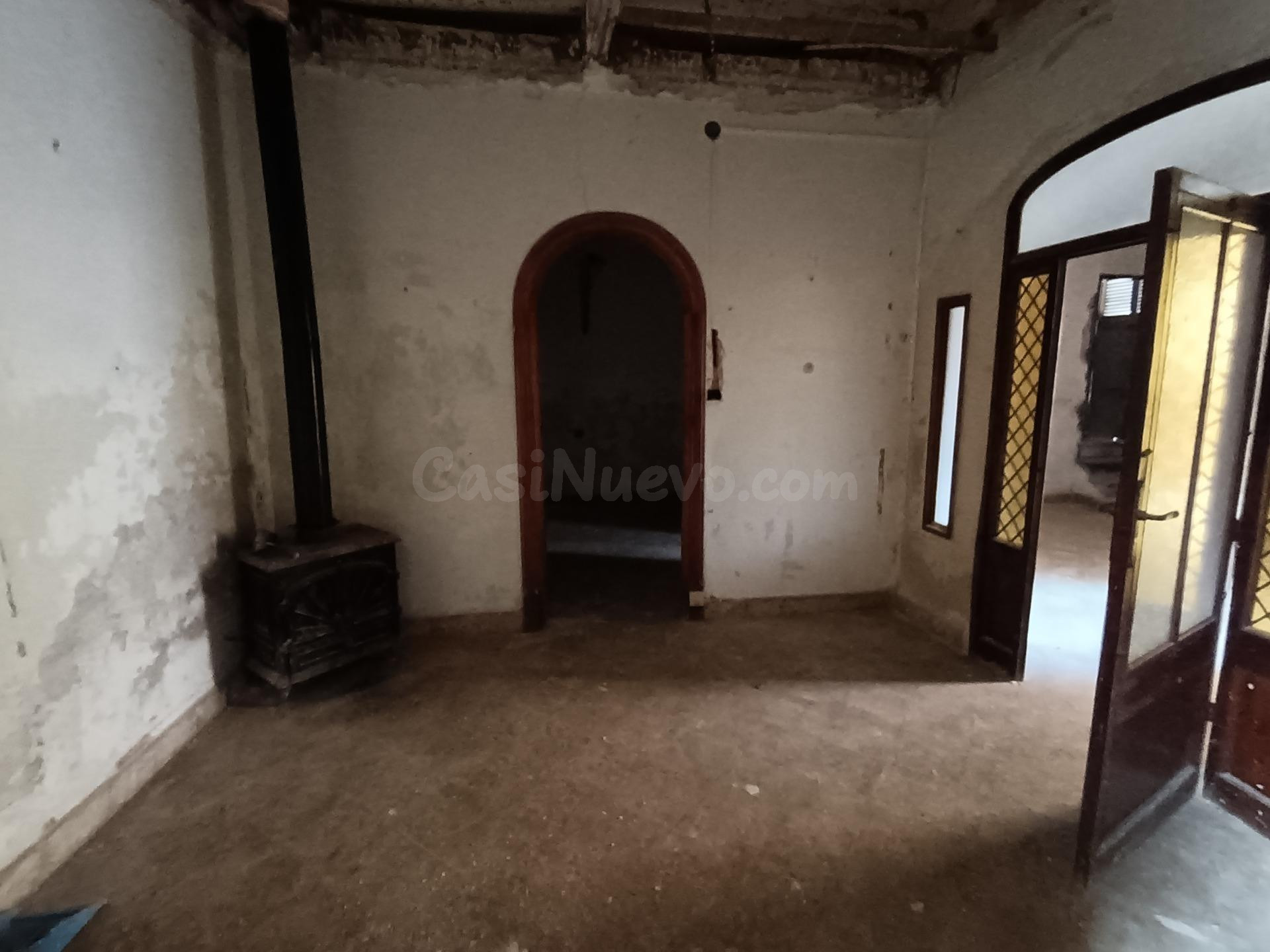Se vende casa de dos alturas más altillo en el centro de Sin - foto 2