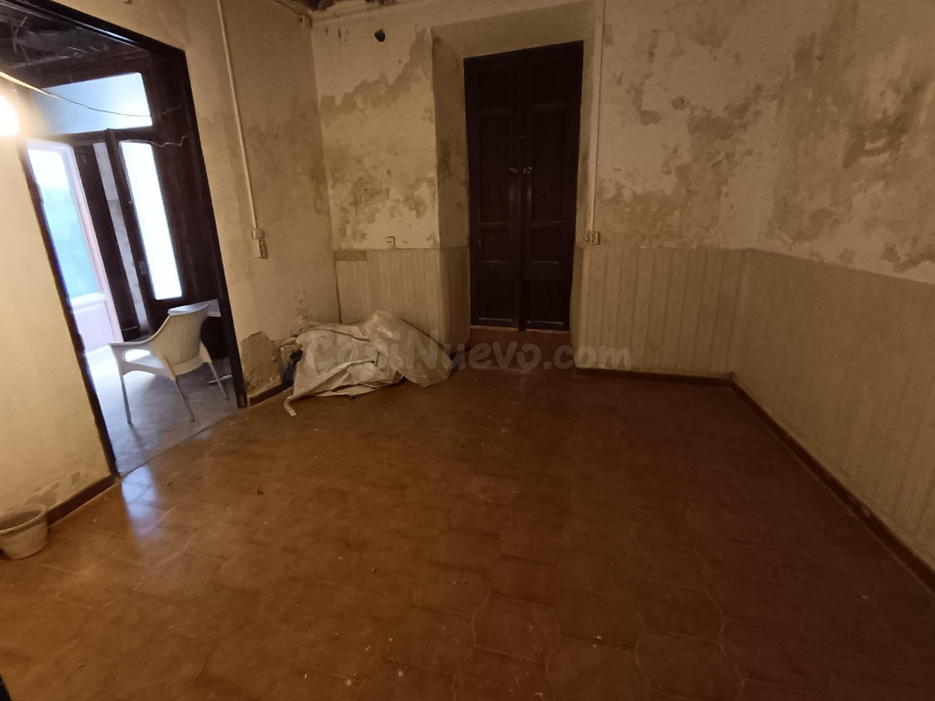 Se vende casa de dos alturas más altillo en el centro de Sin - foto 5