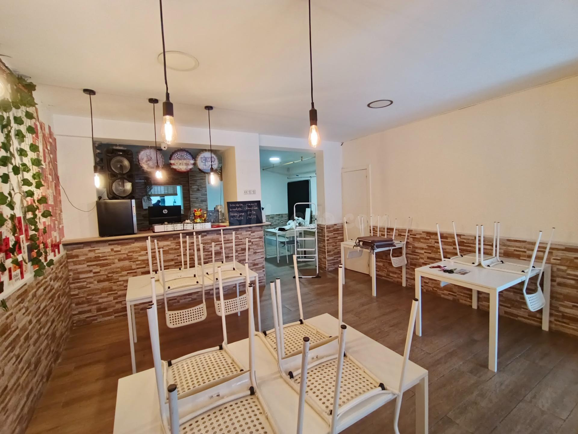 Local Comercial Reformado en Pere Garau, Palma de Mallorca - €225.000