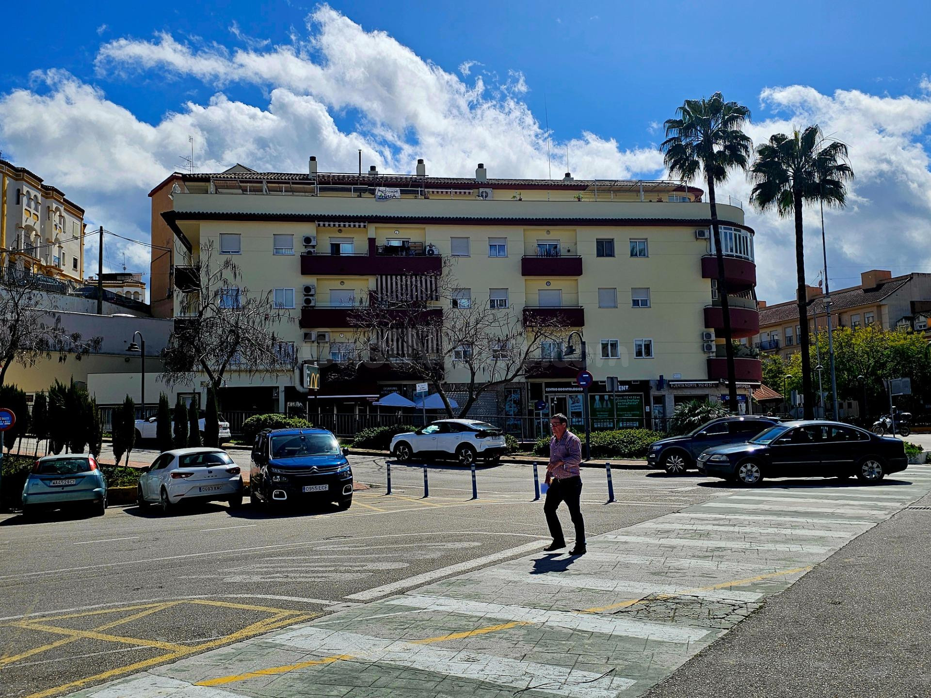 Coin: Se vende magnifico Piso con 3 dormitorios, trastero y parking