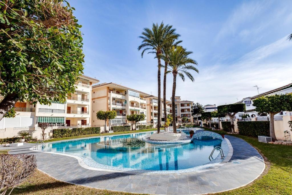GRAN DÚPLEX EN LA MATA, 2 HAB, 2 BAÑOS