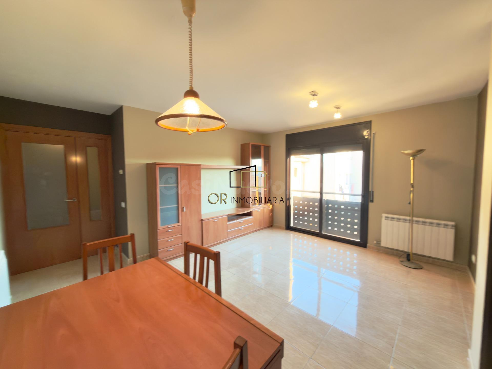 Piso de 2 habitaciones en Roda de Berà con parking y trastero