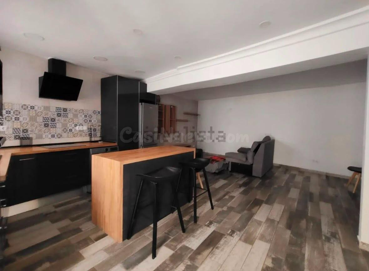 CASA DE 3 PLANTAS EN ALQUILER EN VANDELLÒS - foto 4