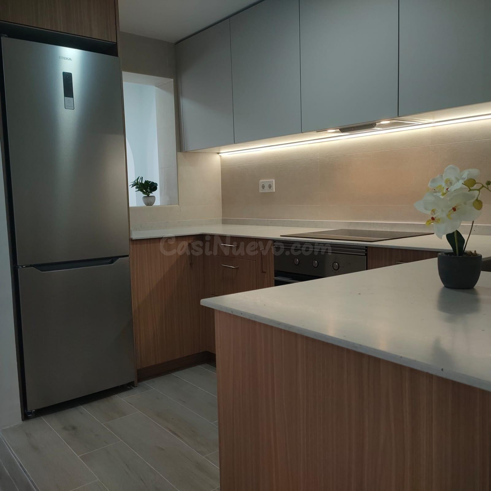 Gran duplex reformado en Torrelamata : 2 hab, 2 baños, soleado