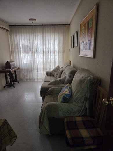 GRAN APARTAMENTO EN TORREVIEJA: 1 HAB, 1 BAÑO