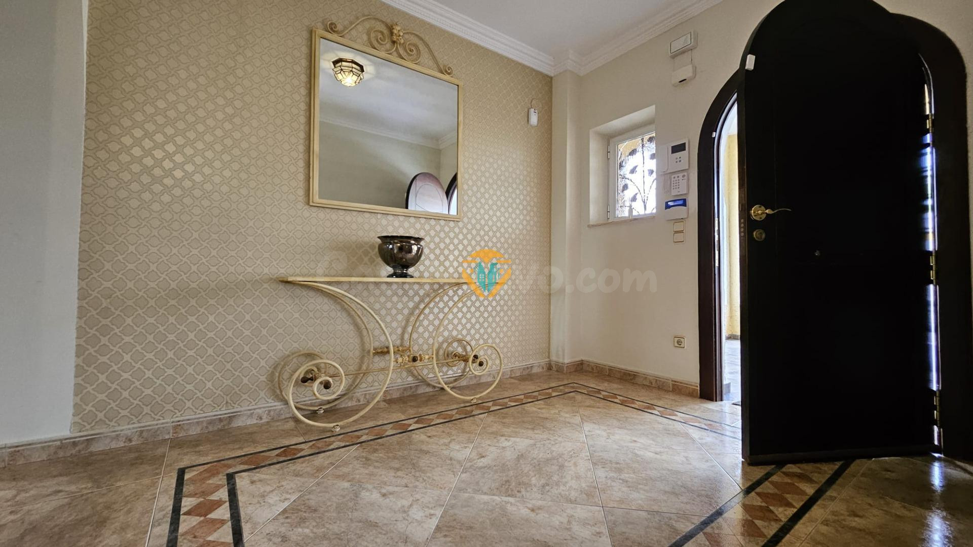 Espectacular Villa de Lujo en Coblanca, Benidorm - foto 2