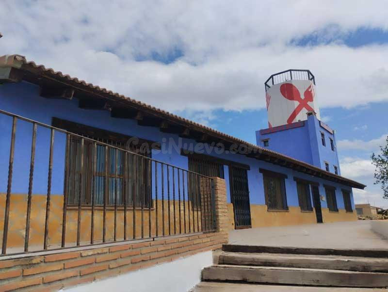 Restaurante 585m² en venta - Romanos