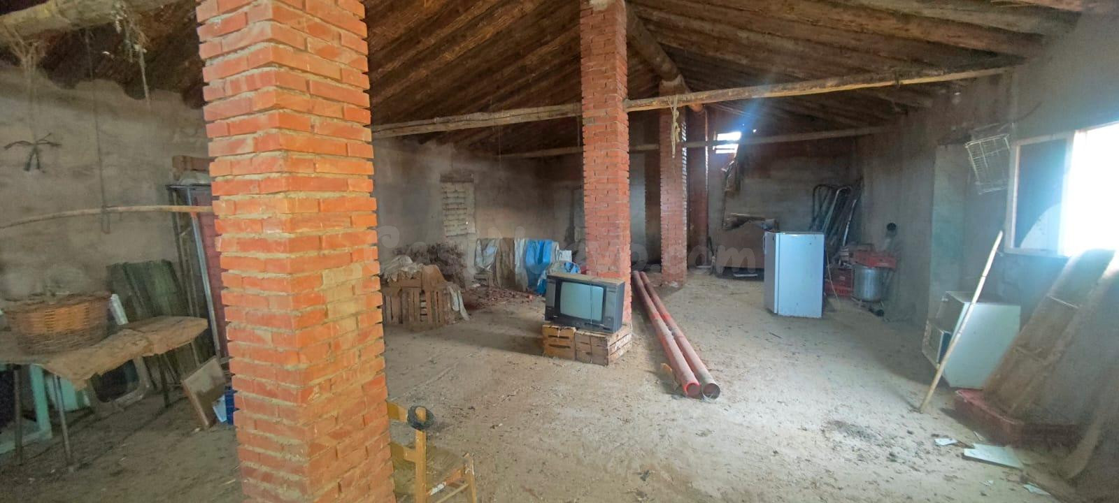 Casa con terreno 2 habitaciones 126m² en venta - Poligono la - foto 5