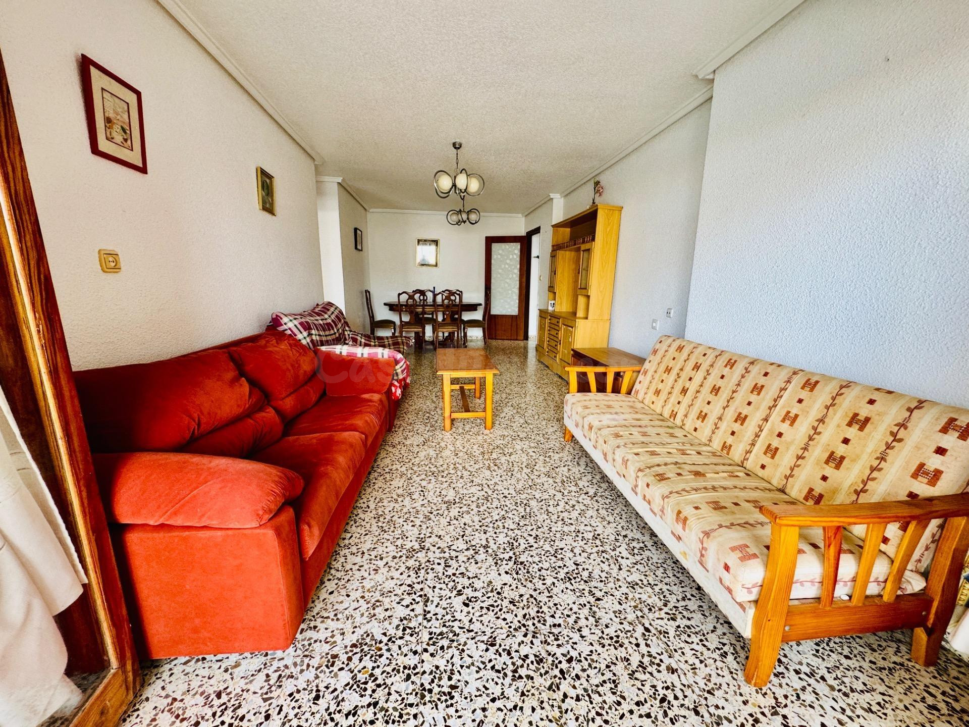 GRAN APARTAMENTO EN TORRVEIEJA: 3 HAB, 1 BAÑO