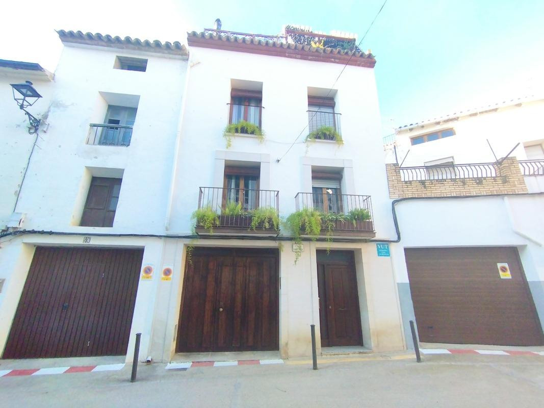 Casa 7 habitaciones 306m² en venta - Albalate del arzobispo - foto 2