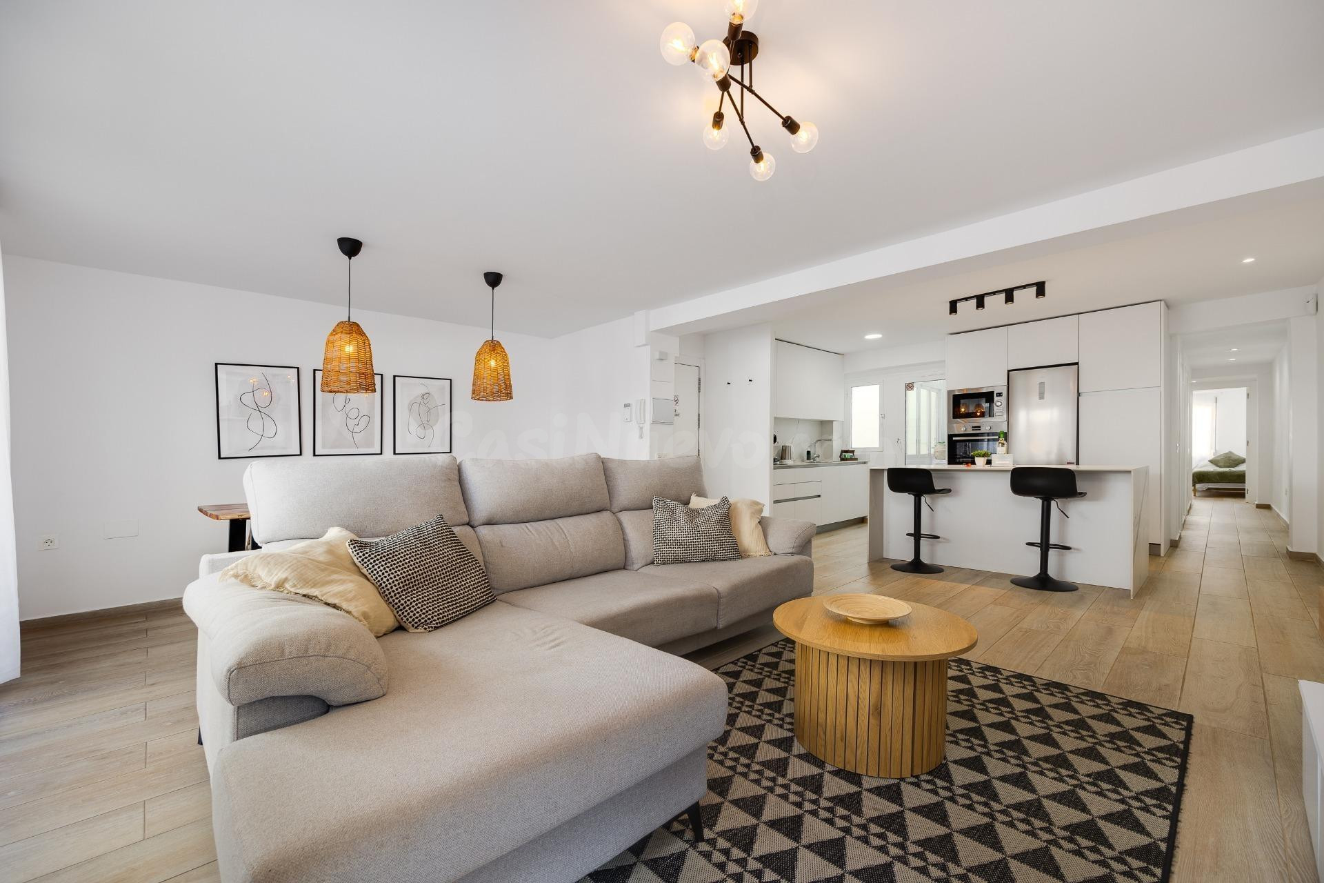 GRAN APARTAMENTO EN TORREVIEJA. 3 HAB, 1 BAÑO