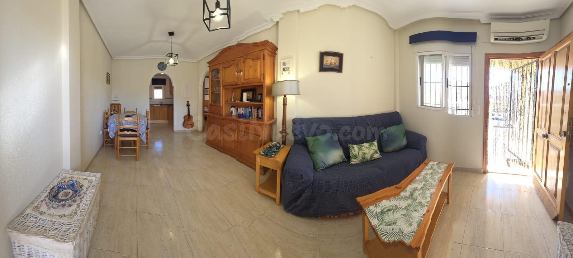 GRAN BUNGALOW BAJO EN TORREVIEJA: 3 HAB, 1 BAÑO