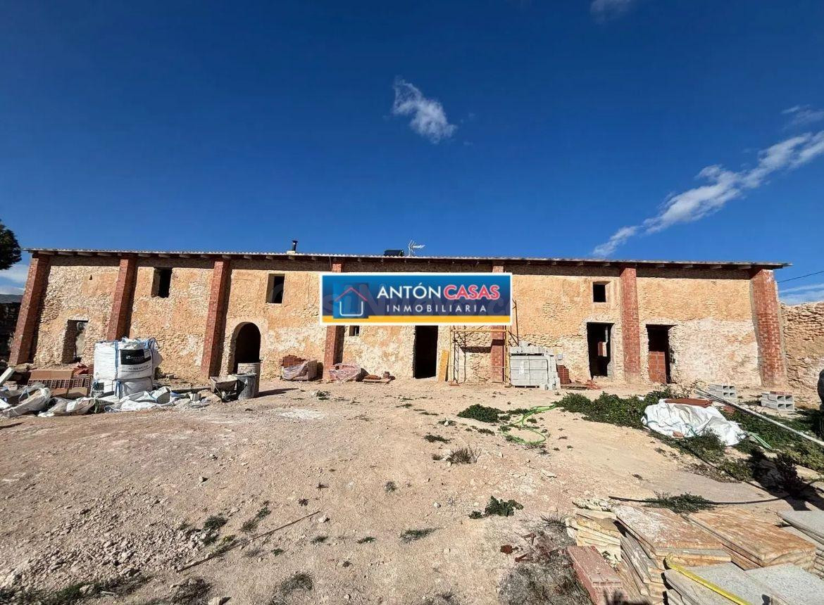 4 DUPLEX EN LA RAMBLETA