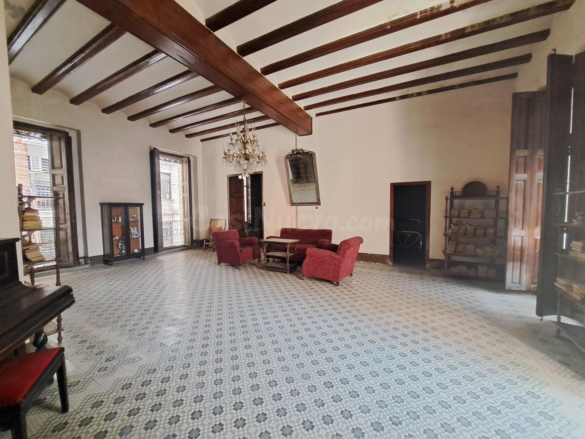 Casa señorial en venta en zona centro-Ayuntamiento. - foto 2