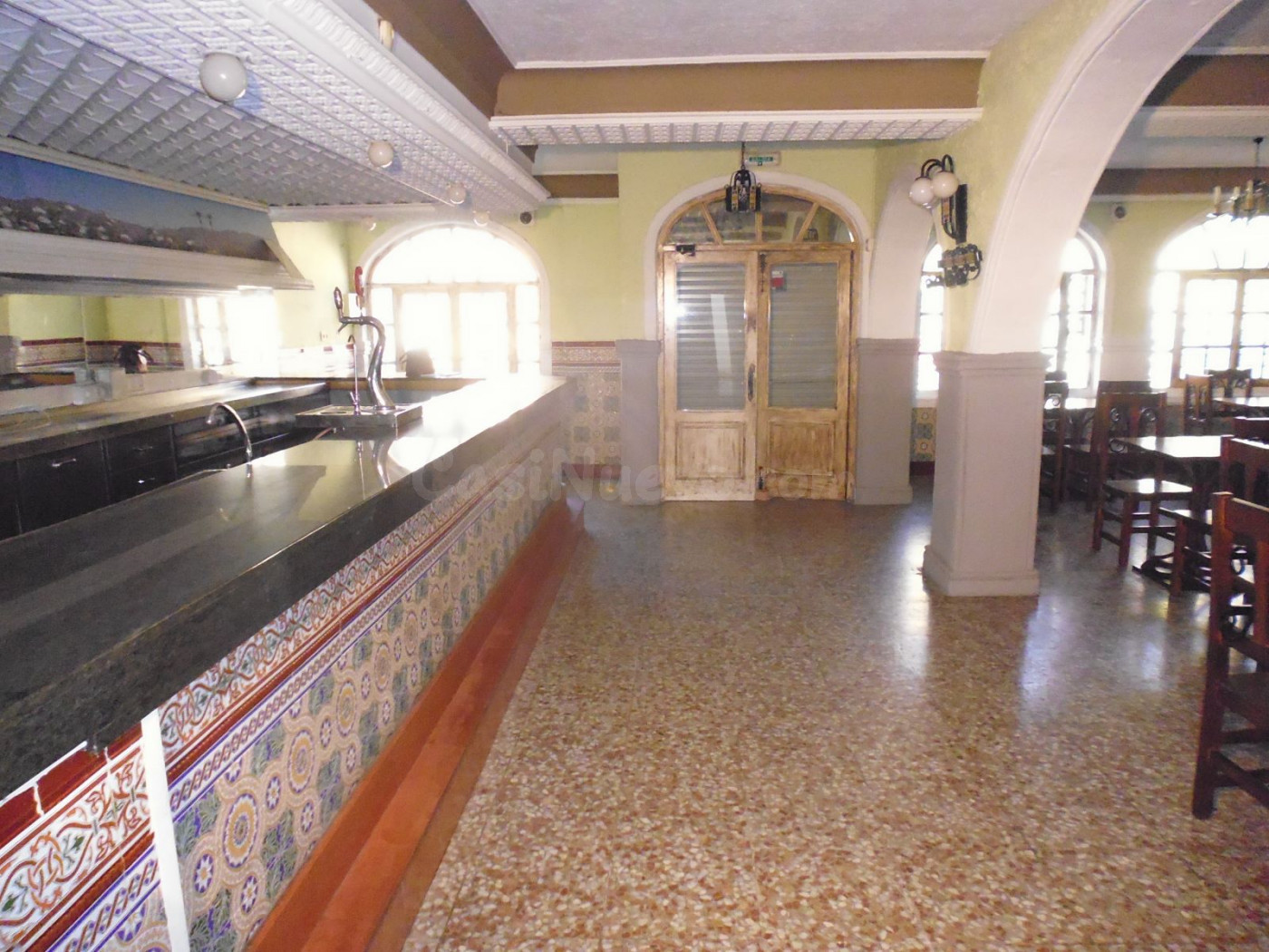 Local comercial en venta. Barraca Aguas Vivas.