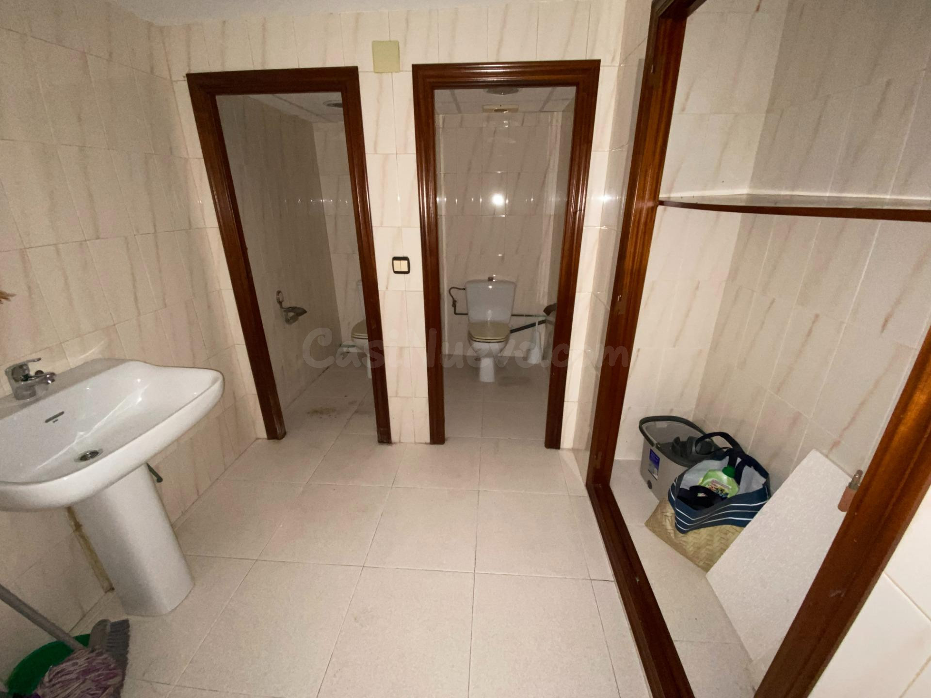 Entresuelo para oficinas en venta - foto 3