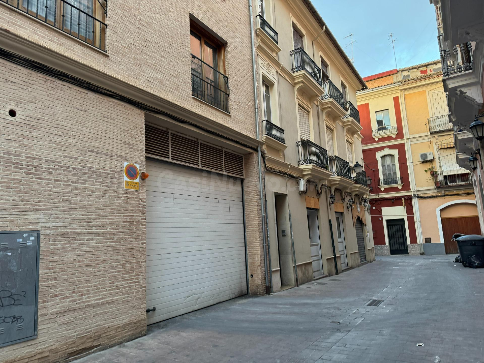 PLAZA DE GARAJE EN VENTA EN CALLE SANTOS