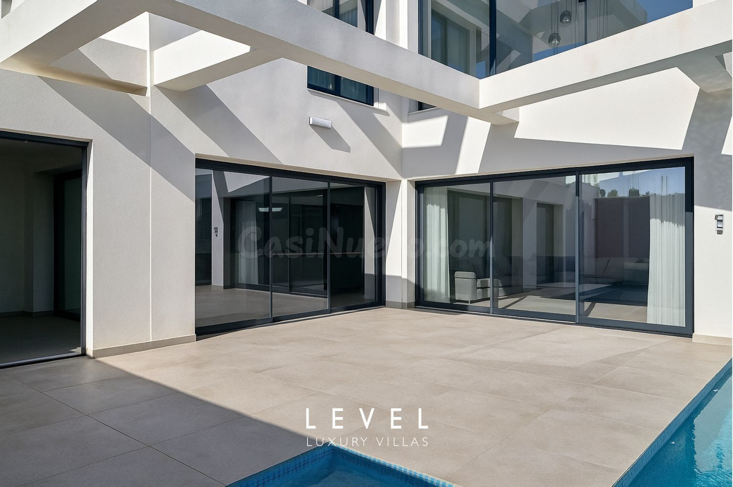Chalet 4 habitaciones 300m² en venta - Urbanizacion cumbres de san antonio comopar