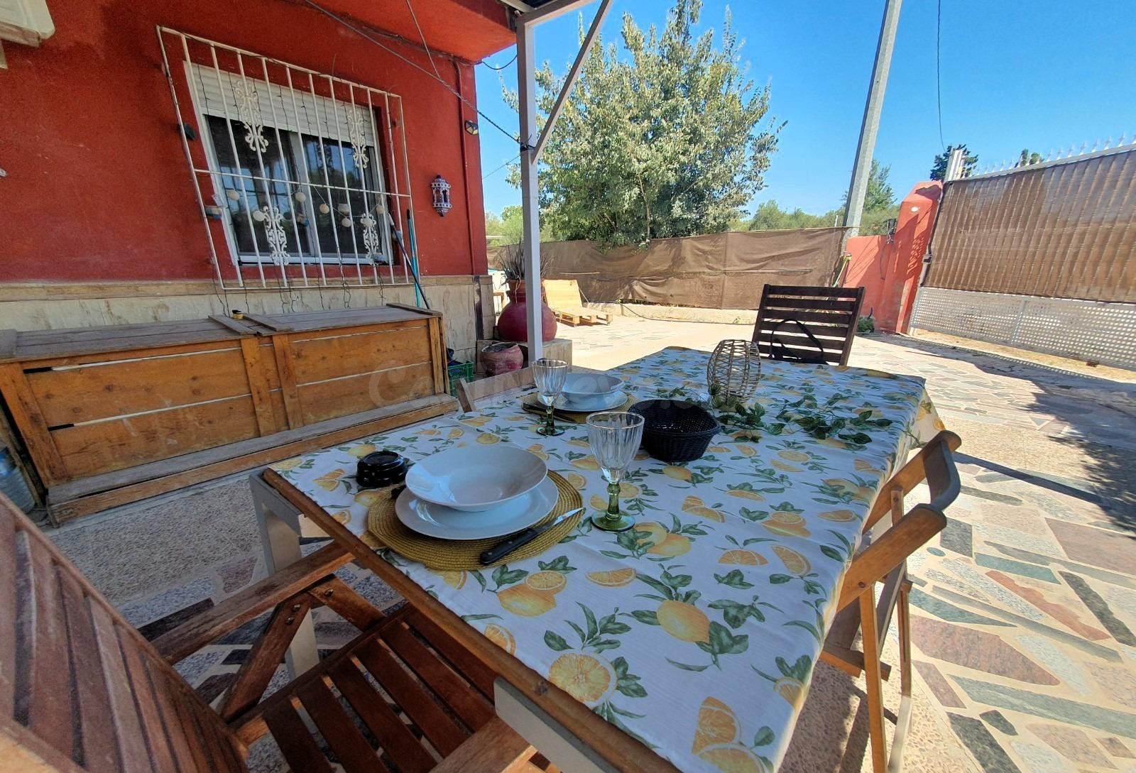 ESTUPENDA CASA CON 650 M2 DE TERRENO EN LA HUERTA DE ABAJO