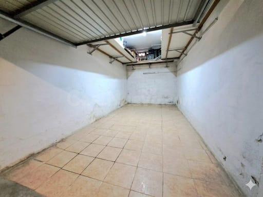 Se vende garaje con cabina cerrada en la zona de Albuixarres