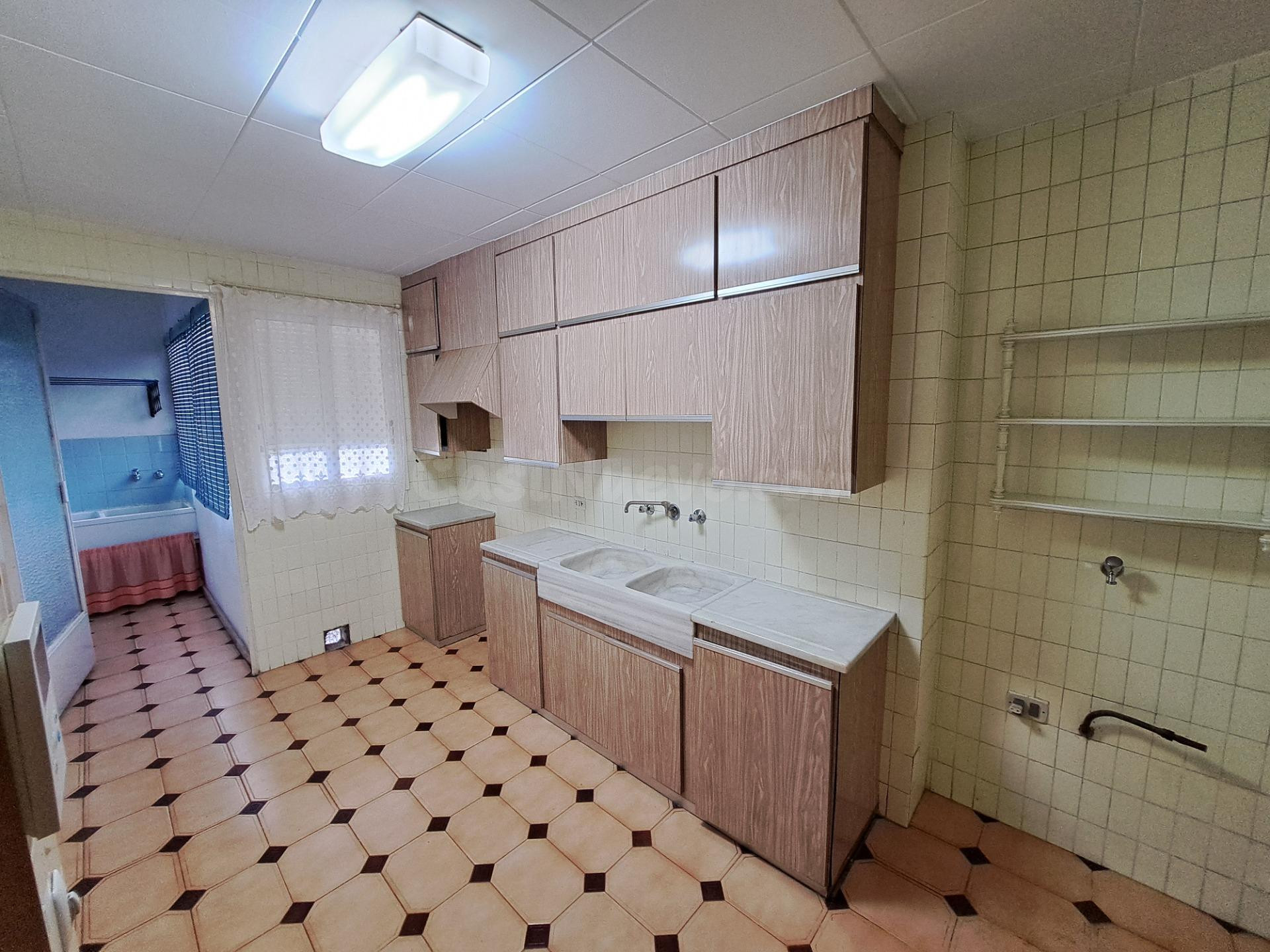 PISO MUY CÉNTRICO EN VENTA - foto 2