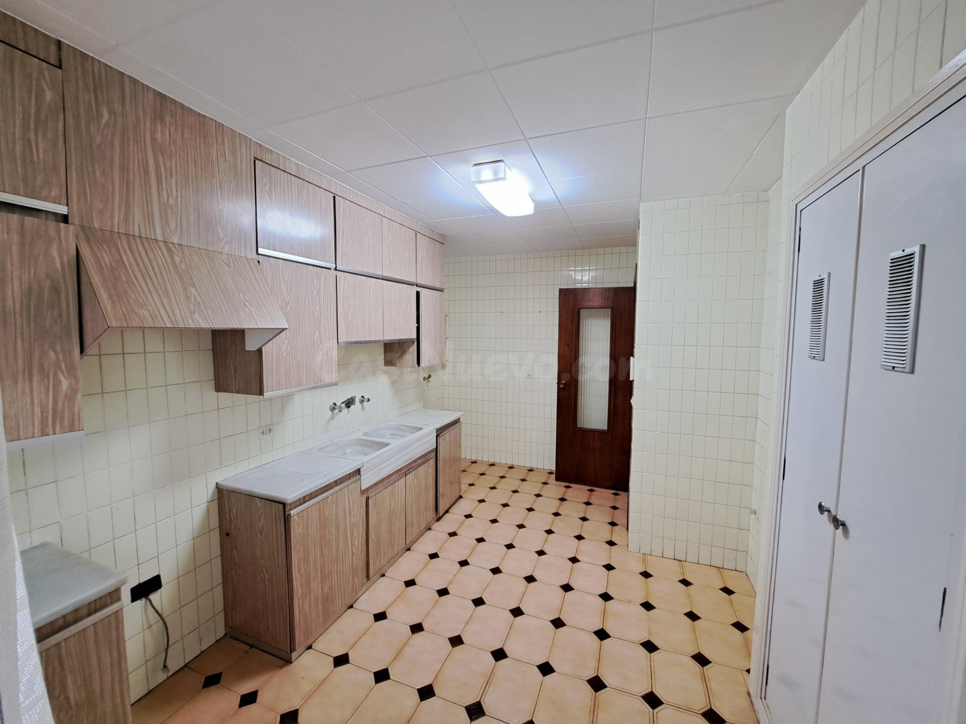 PISO MUY CÉNTRICO EN VENTA - foto 3