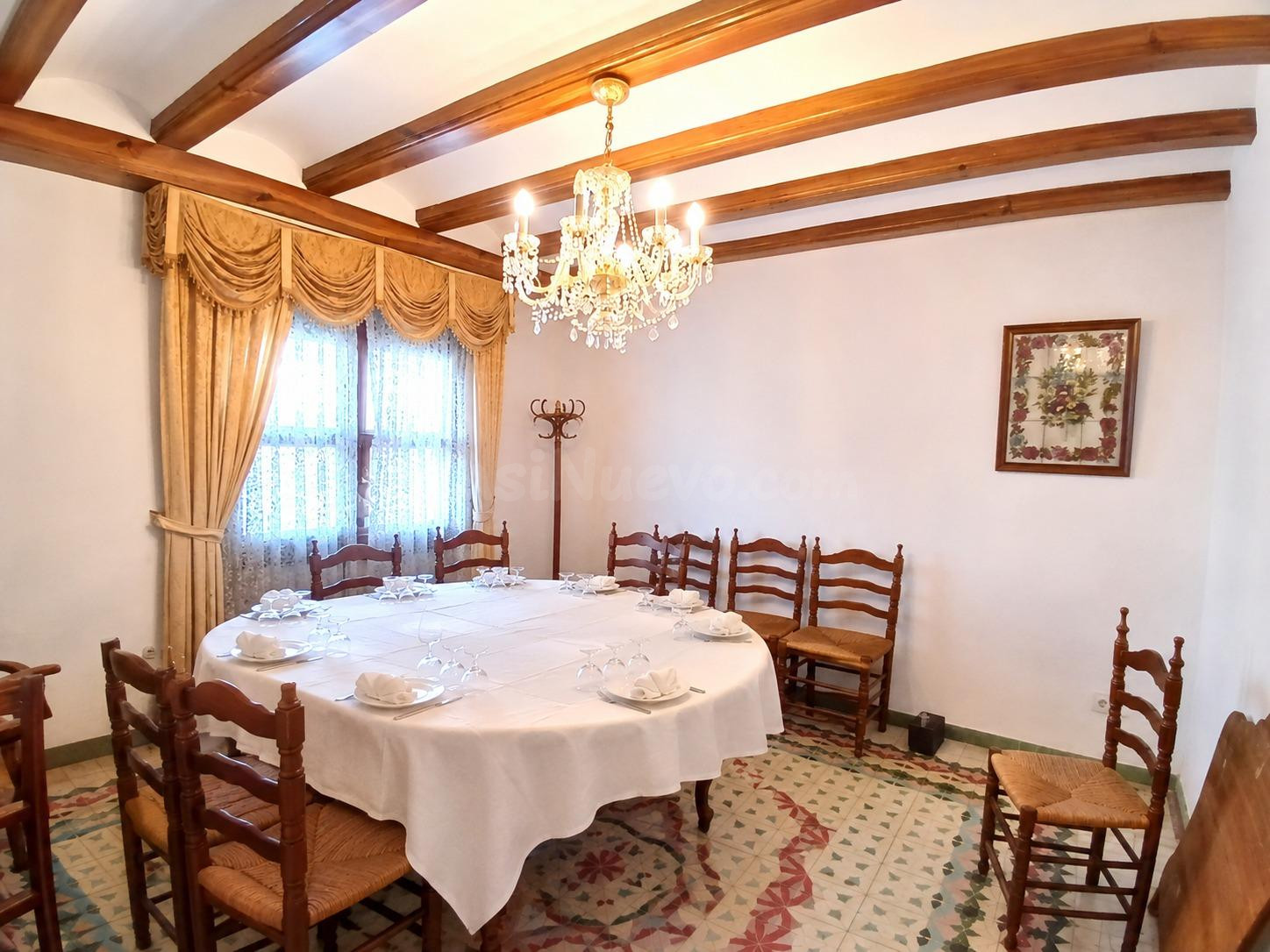 Fantástico restaurante en alquiler en Carcaixent - Ideal para tu Negocio ✨