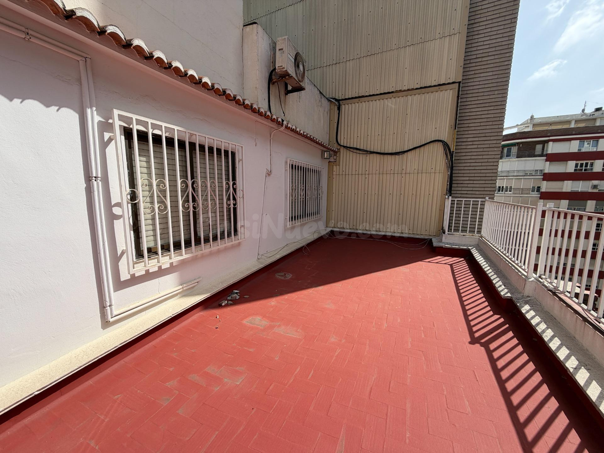 Ático en venta en el centro de Alzira - foto 3