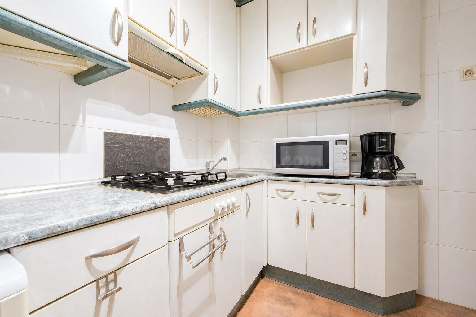 vivienda en planta baja , en la zona de Metro Estrella.