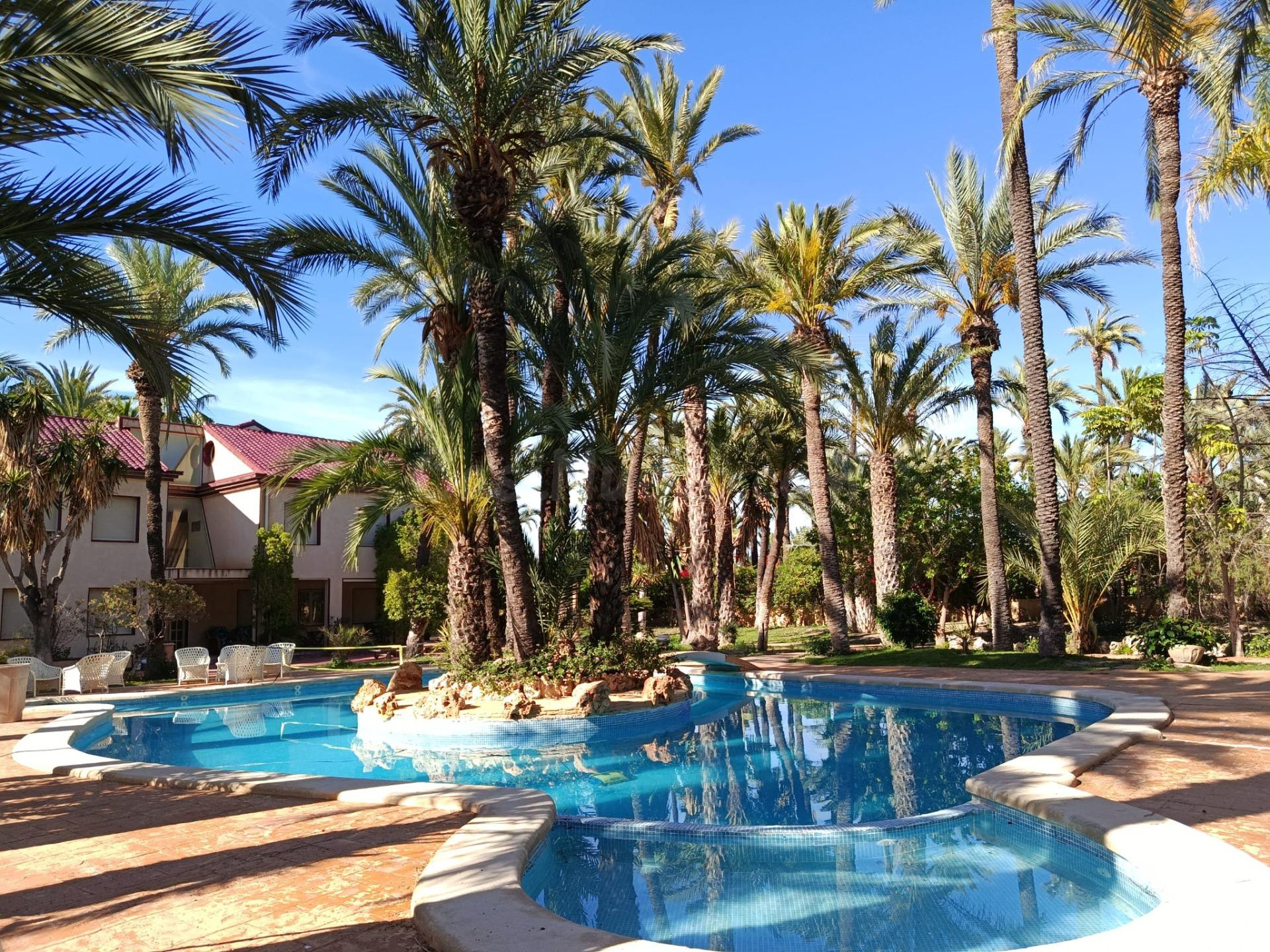 VILLA DE LUJO