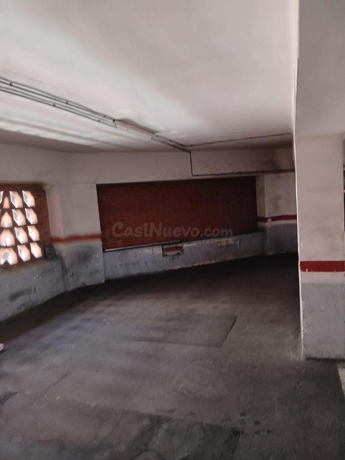 ¡Amplio Parking Doble en Ronda la Torrasa! 2 Coches + 3 Motos