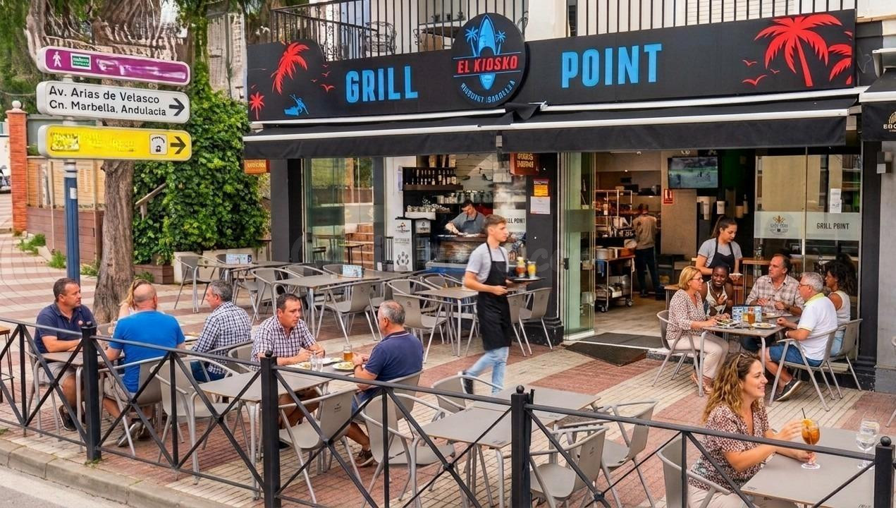 TRASPASO RESTAURANTE-GRILL EN FUNCIONAMIENTO — AVDA. ARIAS DE VELASCO, MARBELLA