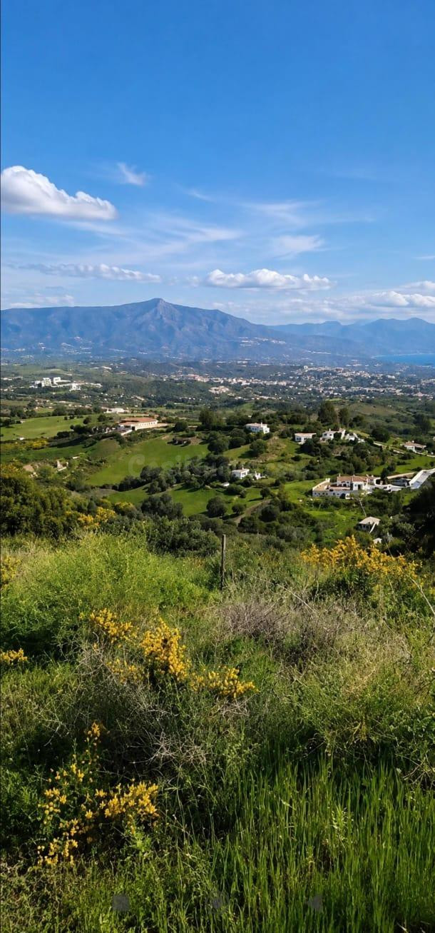 TERRENO RUSTICO CON ESPETACULARES VISTAS AL MAR Y MONTAÑA!! !!! INVERSION IDEAL! a 10 min. de la playa
