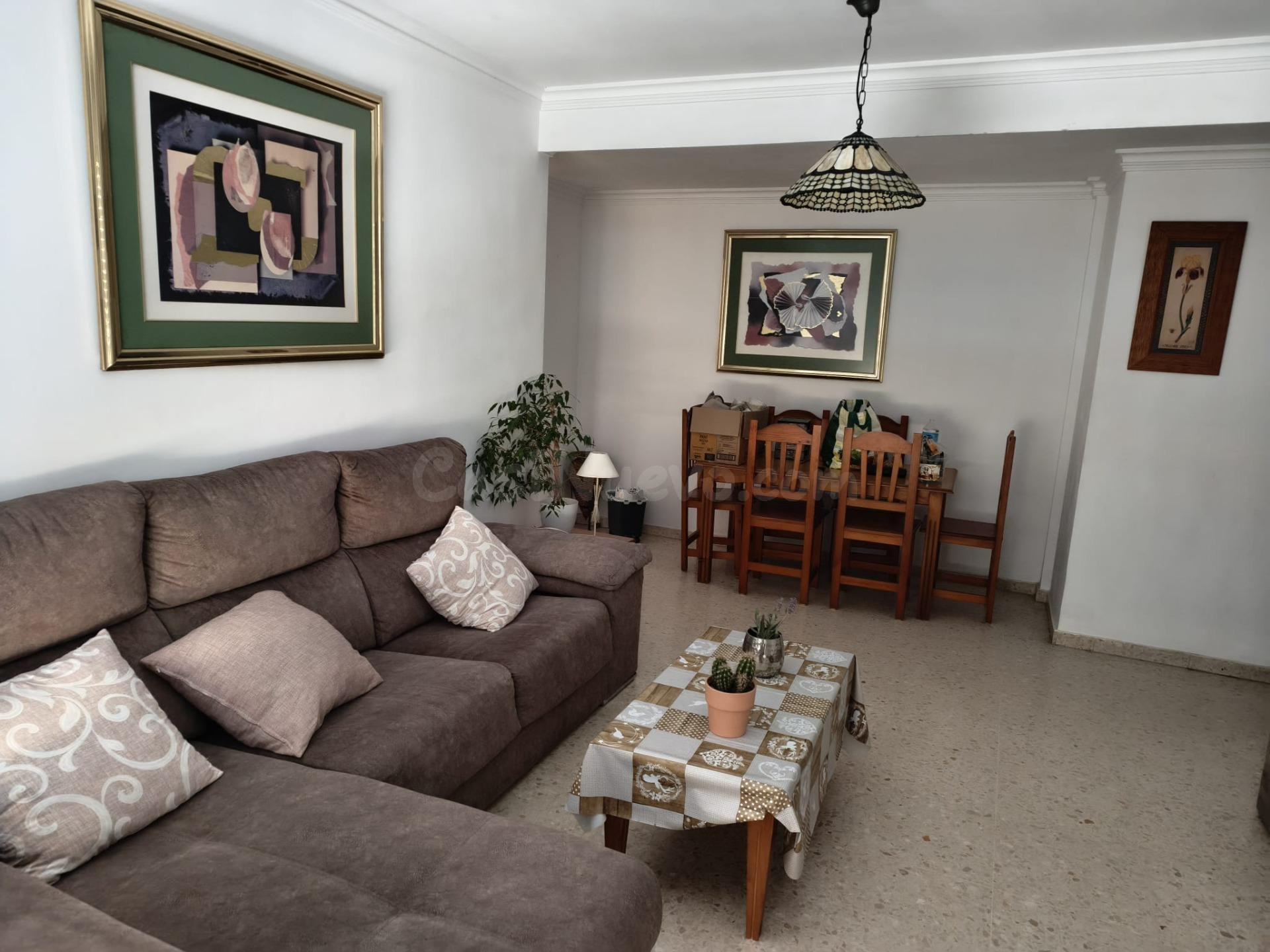 SE VENDE PISO DE CUATRO habitaciones EN ALGECIRAS, ZONA GRANJA.