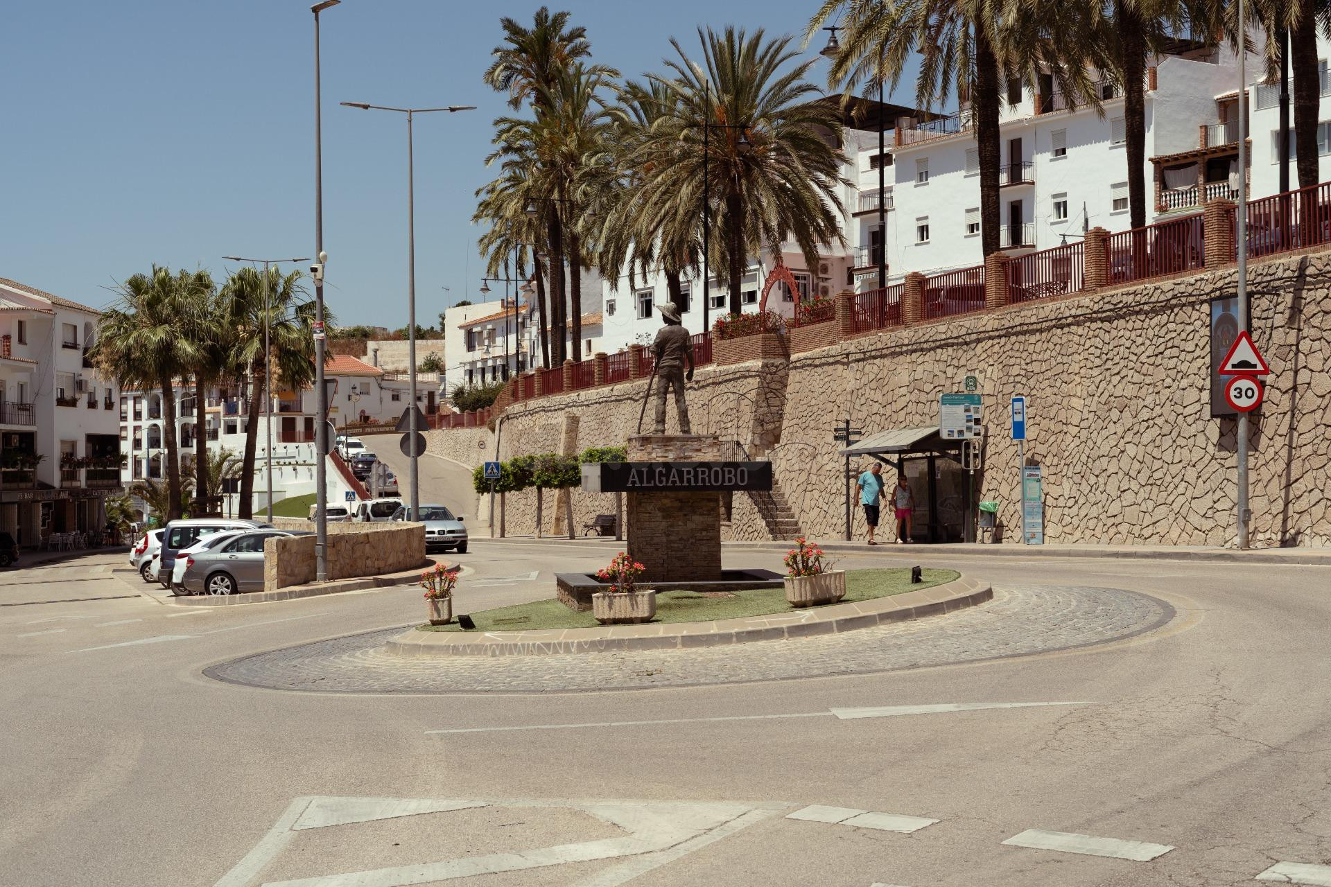 Edificio para reformar en Algarrobo pueblo