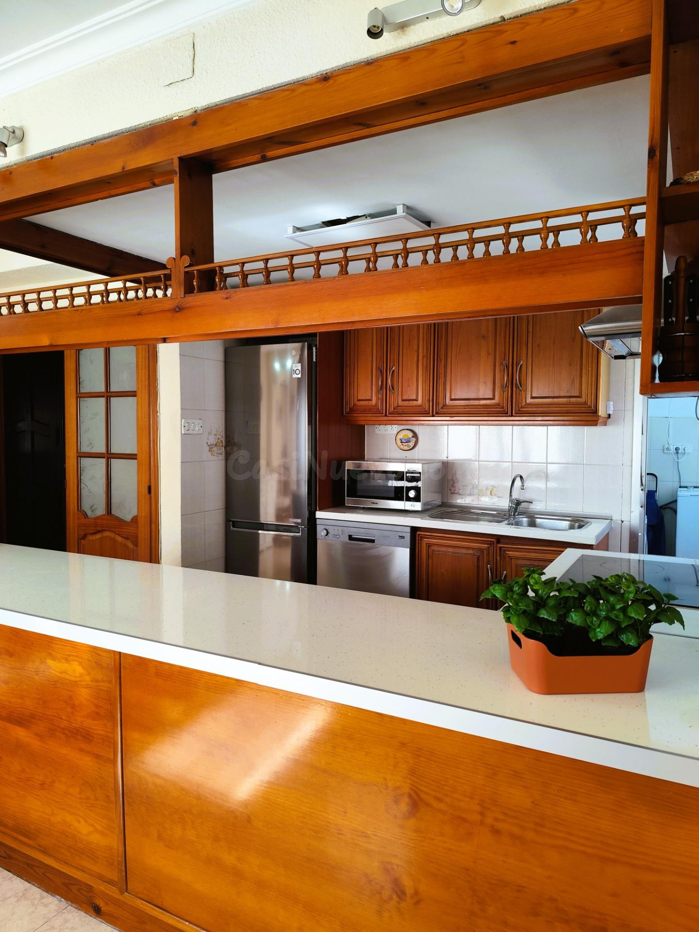 SE VENDE PISO DE CUATRO habitaciones Y GARAJE EN ALGECIRAS,  - foto 3