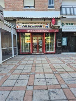 Local en traspaso en Los Boliches