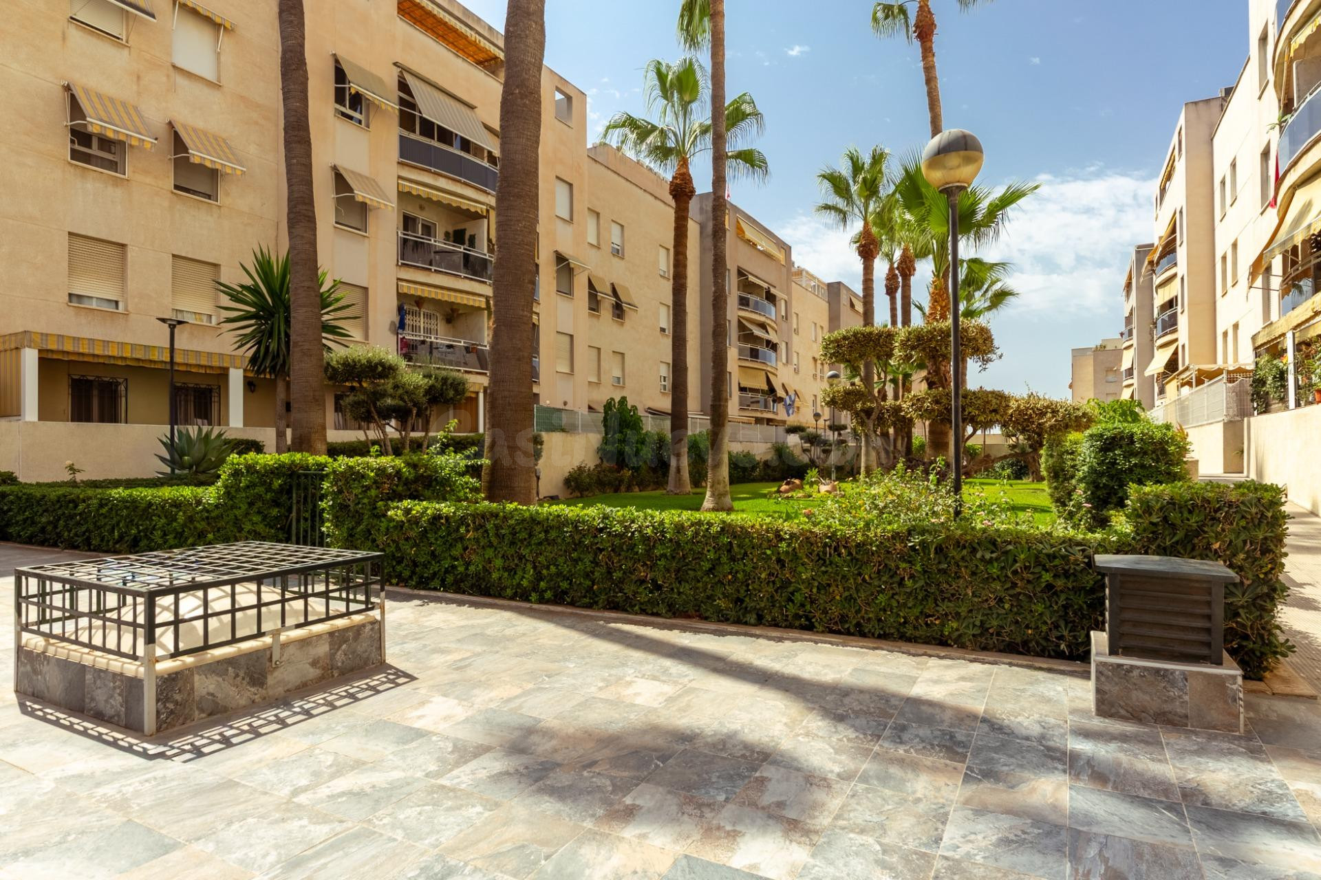 Ático con 5 dormitorios y 102m2 de terraza privadas en Málaga , Caretera de Cadiz