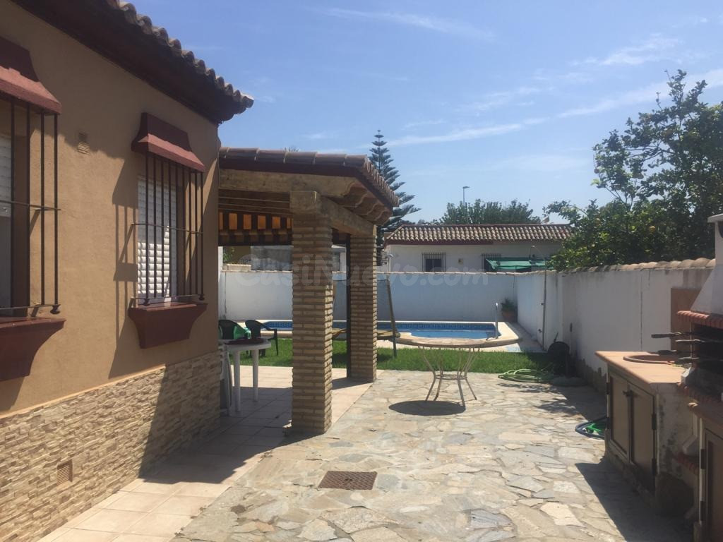 SE ALQUILA CHALET EN LOS GALLOS TEMPORADA ESCOLAR