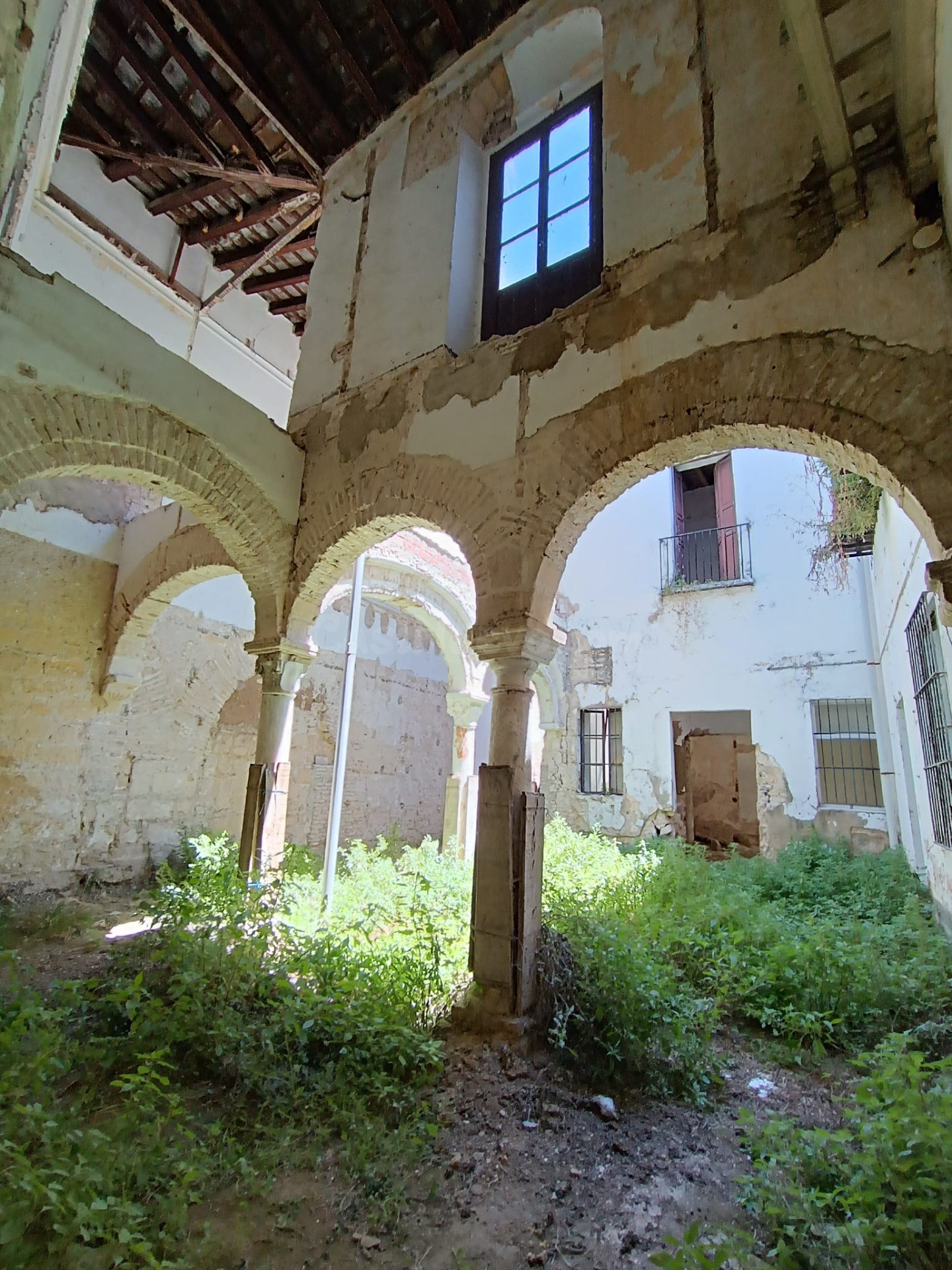 CASA SEÑORIAL EN VENTA EN PLENO CENTRO