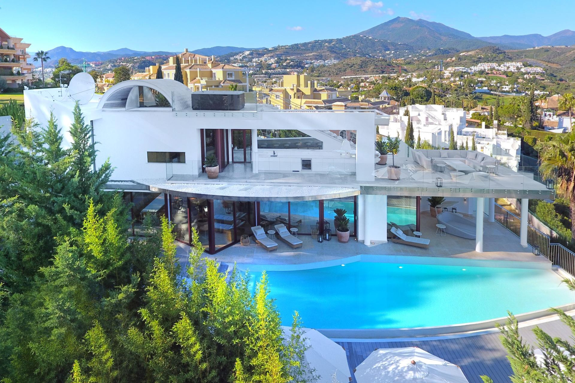 Preciosa villa de lujo en Nueva Andalucía Marbella