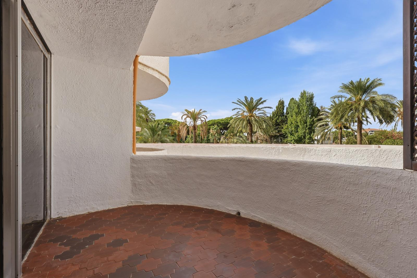 Precioso apartamento reformado a 350m del mar