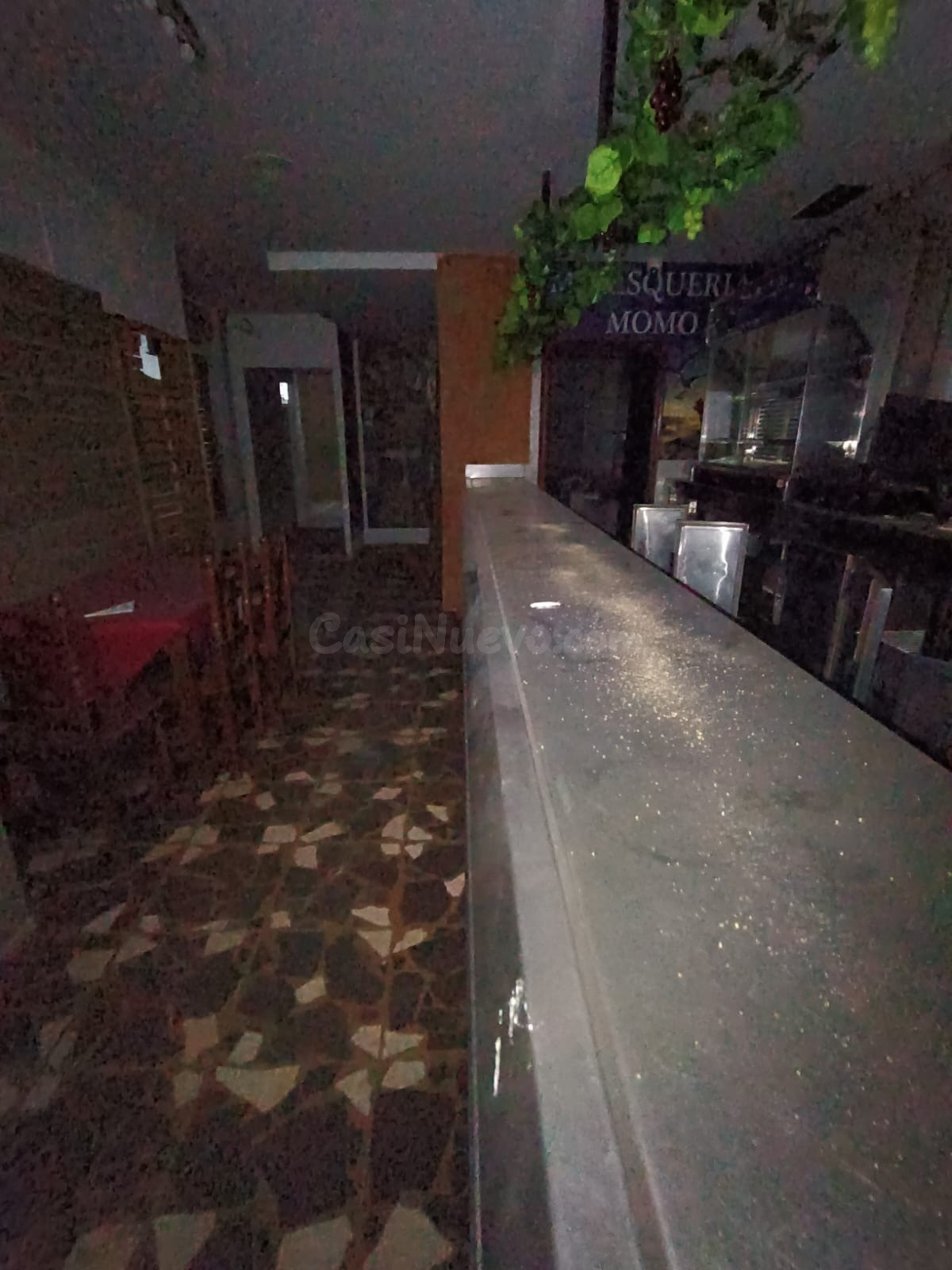 Se alquila local en pleno centro
