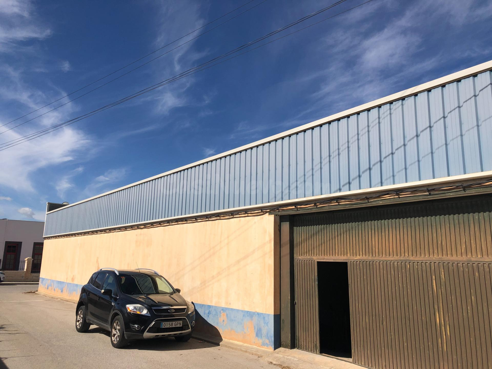 Almacén 249m² en venta - Marchena